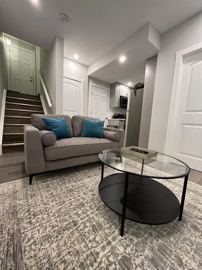 Private Cozy Secondary Suite, 2 Bedrooms, Separate Entrance location